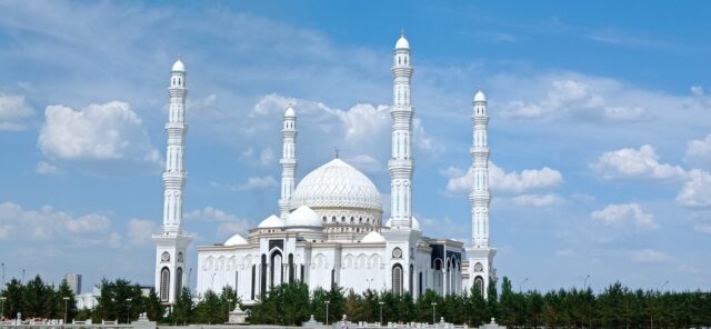 Kazakhstan, The Hazrat Sultan Mosque 